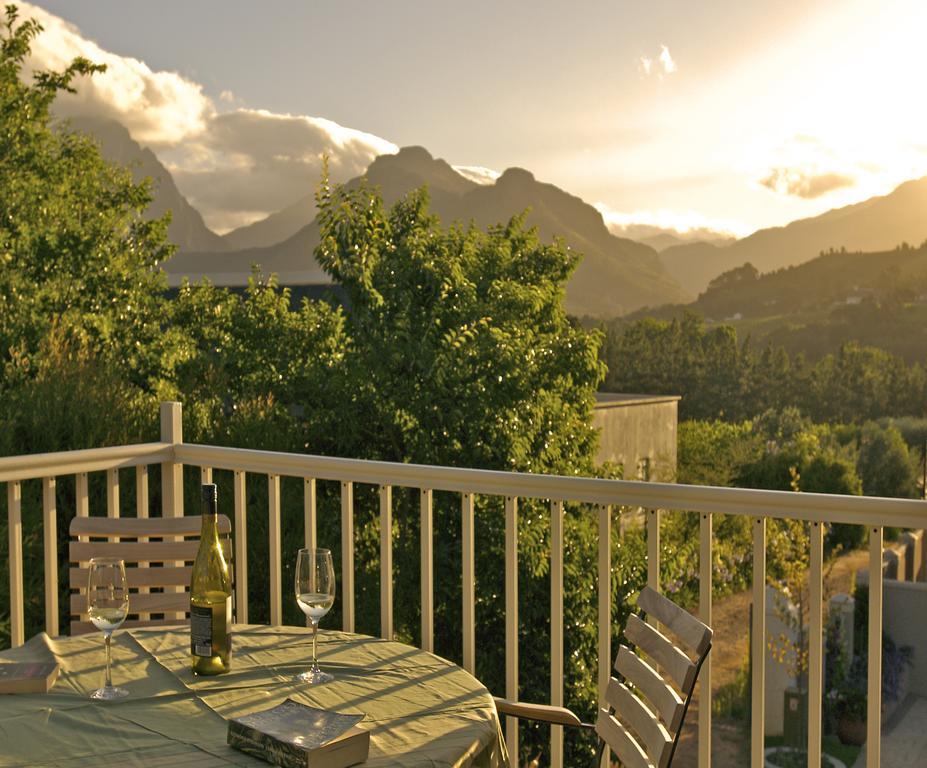 The M A P Room At Aloe Corner Self Catering Franschhoek Eksteriør billede